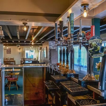 Hope & Anchor Pub, Port Carlisle, Hadrian'S Wall, Area Of Natural Beauty Exterior photo